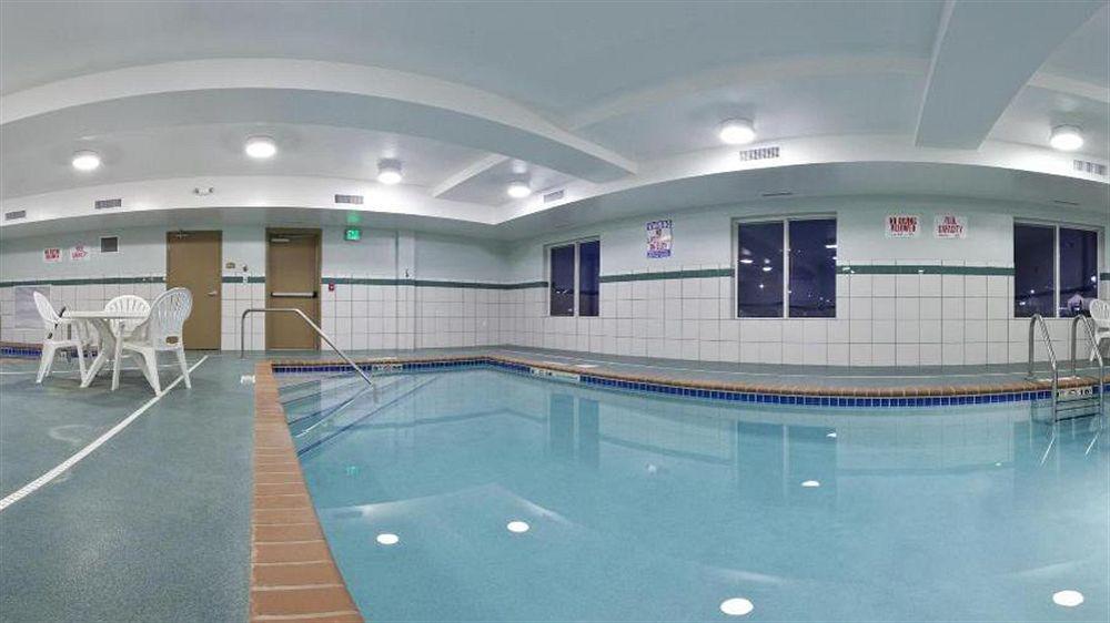 Holiday Inn Express Hotel & Suites Minot South By Ihg Eksteriør bilde
