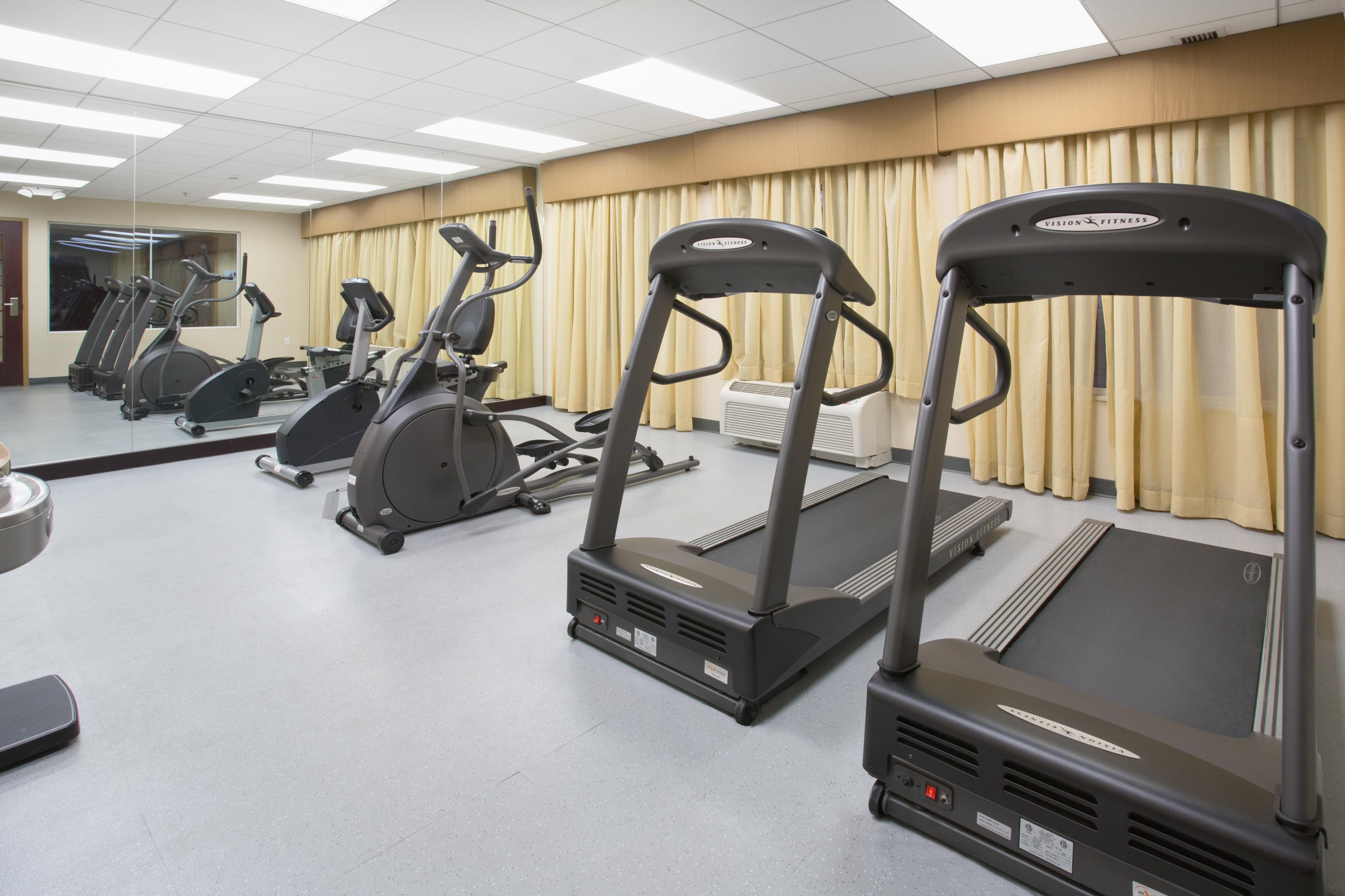 Holiday Inn Express Hotel & Suites Minot South By Ihg Eksteriør bilde