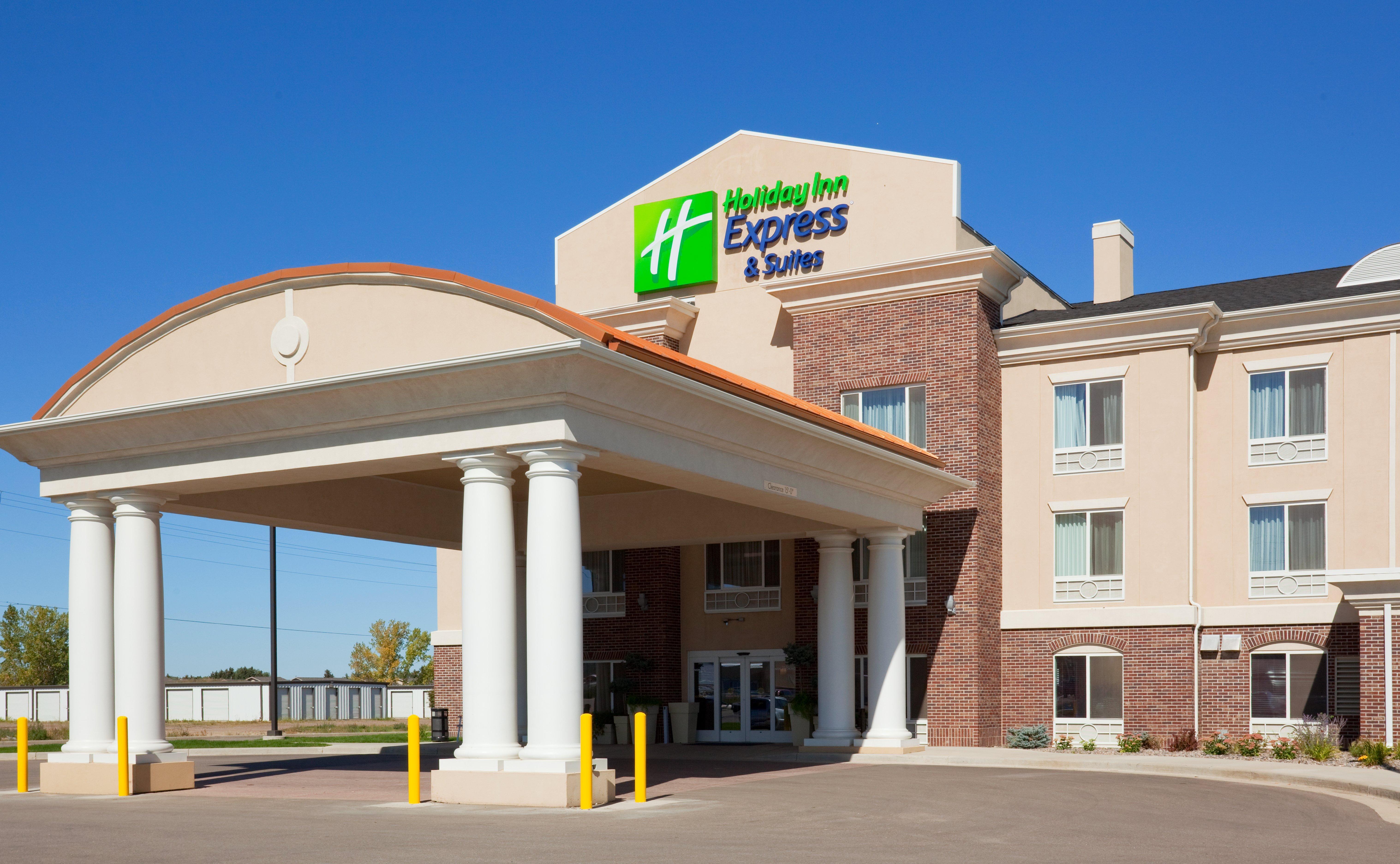 Holiday Inn Express Hotel & Suites Minot South By Ihg Eksteriør bilde