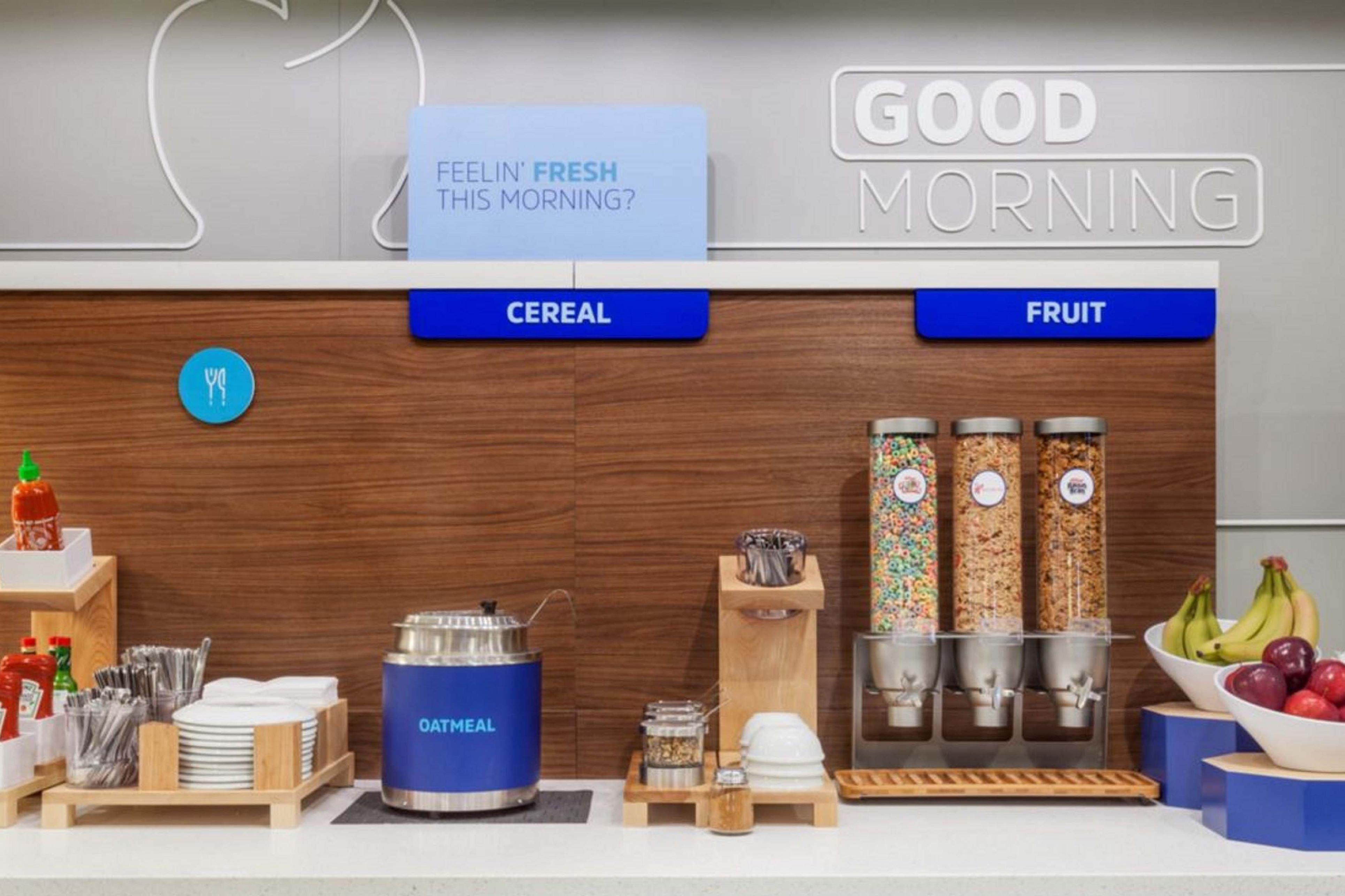 Holiday Inn Express Hotel & Suites Minot South By Ihg Eksteriør bilde