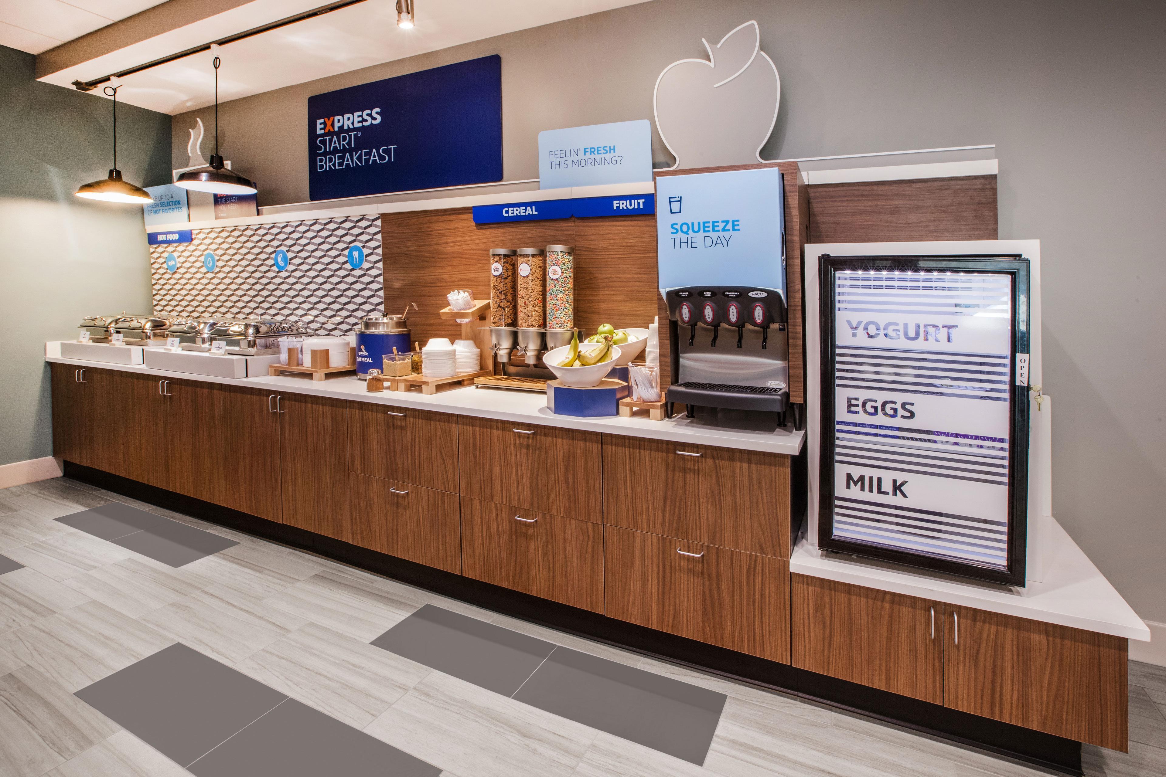 Holiday Inn Express Hotel & Suites Minot South By Ihg Eksteriør bilde