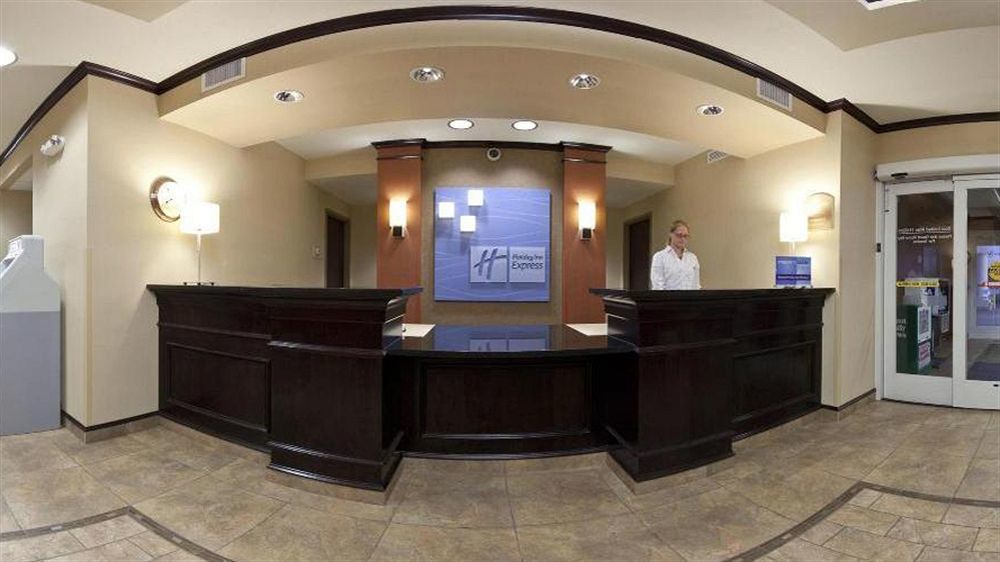 Holiday Inn Express Hotel & Suites Minot South By Ihg Eksteriør bilde