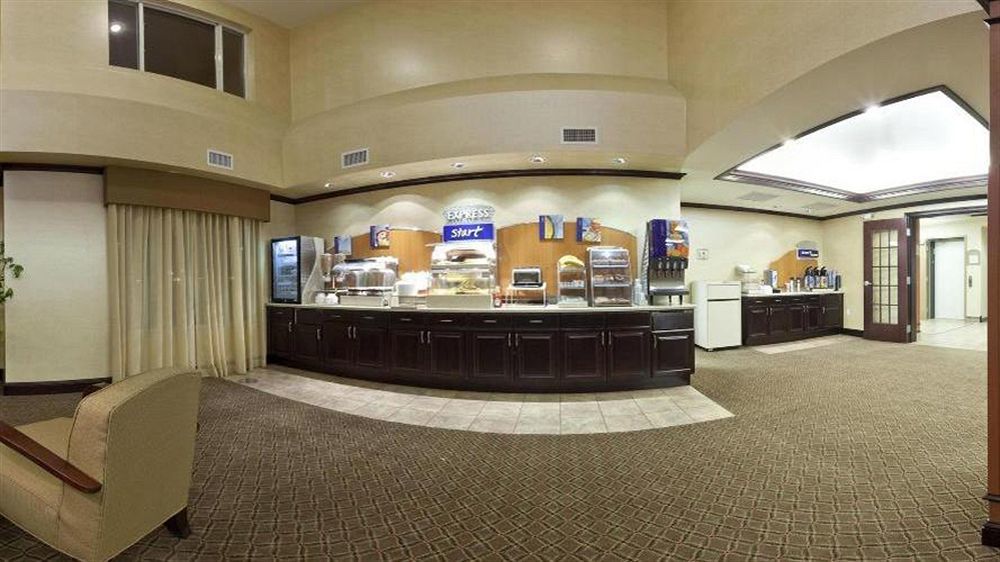 Holiday Inn Express Hotel & Suites Minot South By Ihg Eksteriør bilde